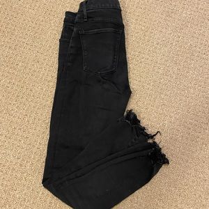 Black skinny jeans with frayed bottom
